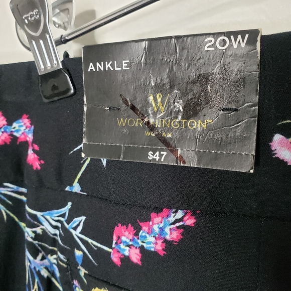 Worthington Woman Ankle Pants Black Floral Print Stretch Plus Size 20W NWT - Picture 10 of 14